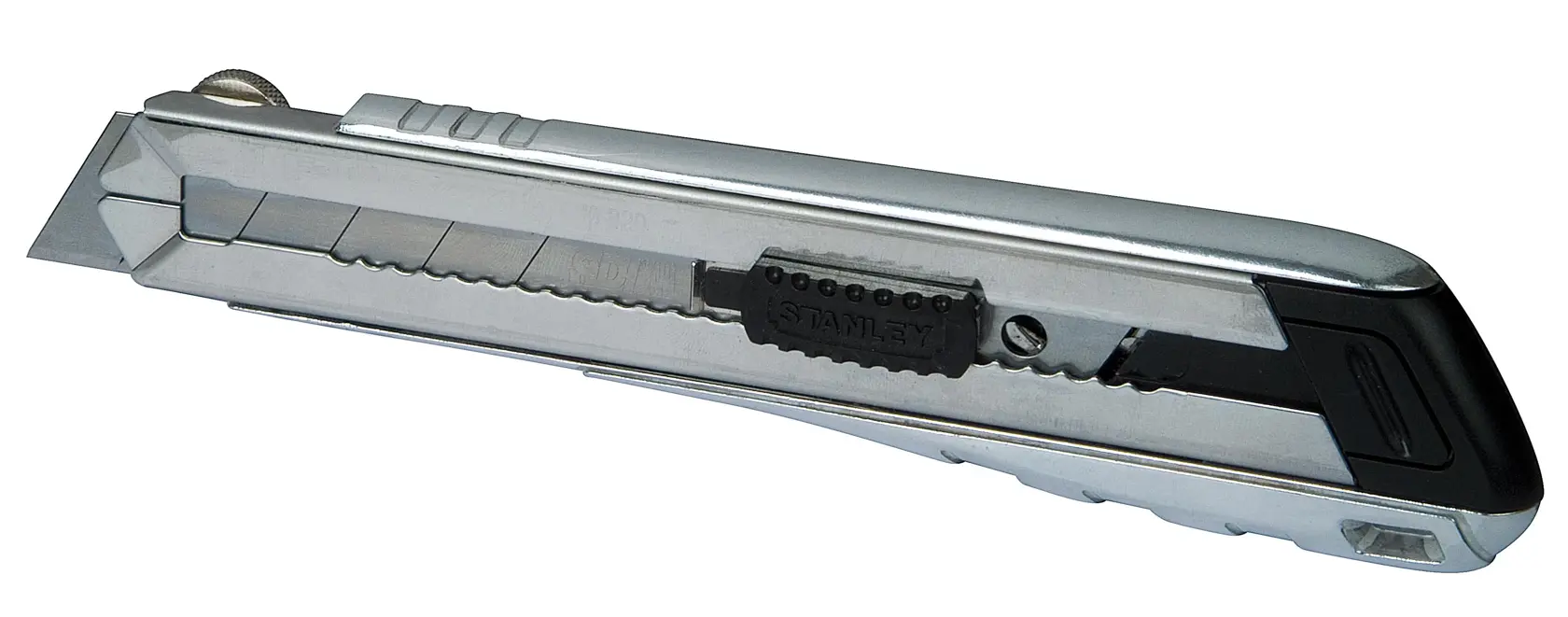 Coltello universale argento STANLEY 0-10-820 con lama segmentata, vista laterale su sfondo bianco.